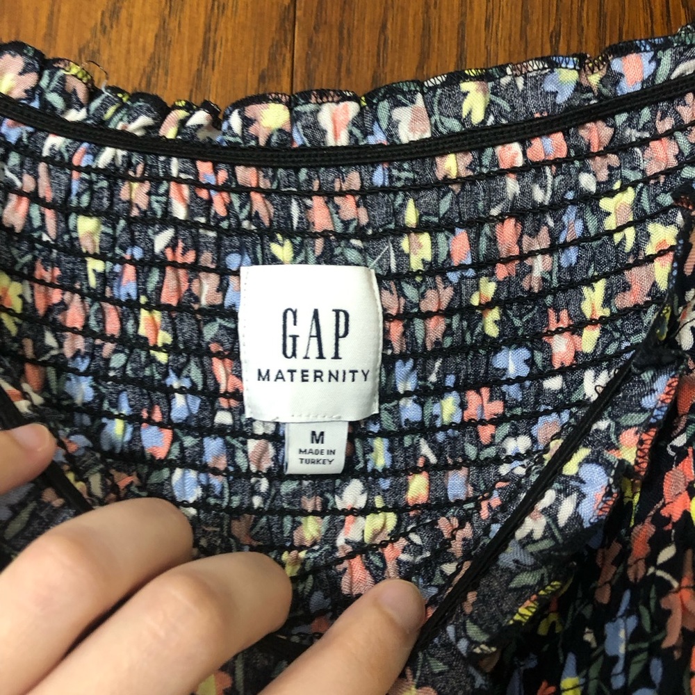 GAP Floral Smocked Maternity Dress - Picture 5 of 7